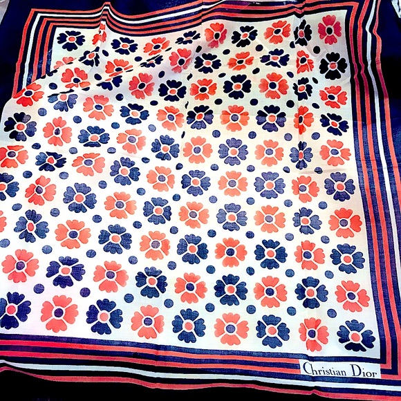 🥳HP🆕Rare: Luxury French Designer Christian_DIOR | MOD Floral Dainty SQUARE HP - Picture 10 of 16